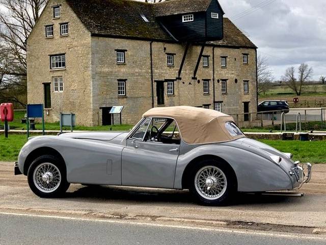 Jaguar XK 120 DHC