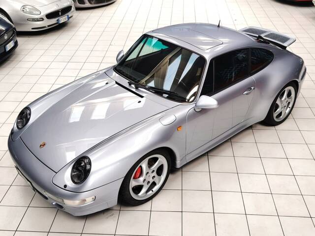 Porsche 911 Carrera 4S