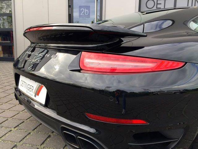 Porsche 911 Turbo S