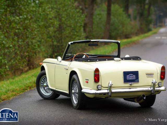 Triumph Tr Classic Cars For Sale Classic Trader