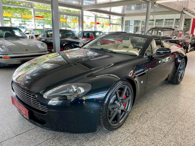 Image 1/20 de Aston Martin Vantage (2011)