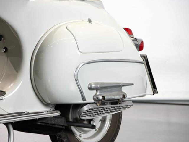 Piaggio Vespa 125