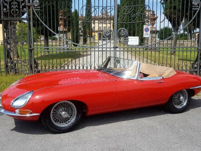Jaguar E-Type 3.8