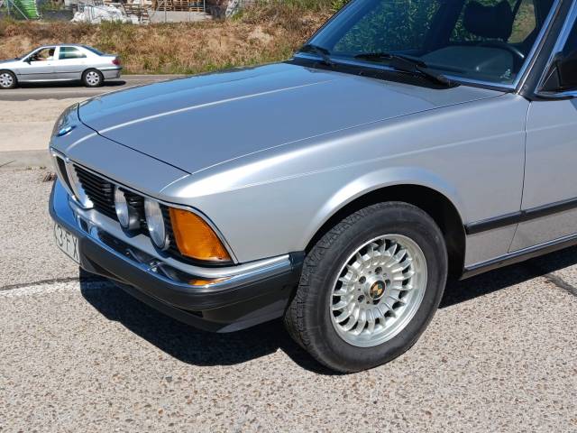 BMW 745i