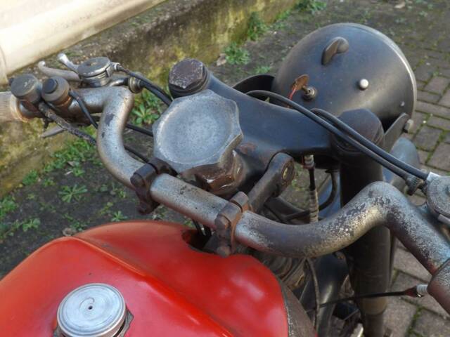 Triumph (TWN) S 350
