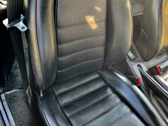 Porsche 911 Carrera 4