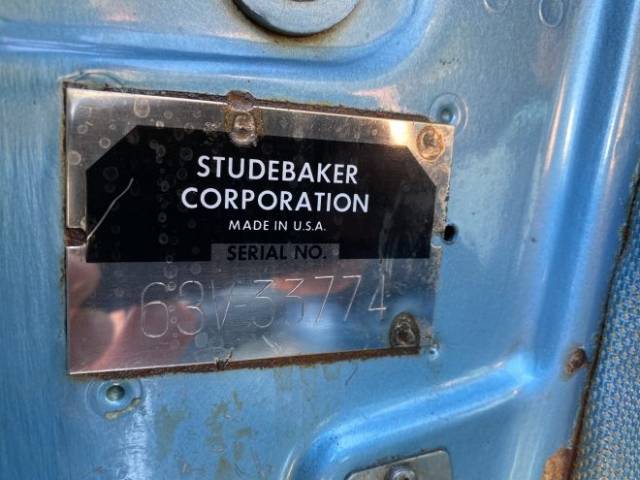 Studebaker GT Hawk