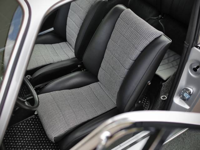 Porsche 911 2.0