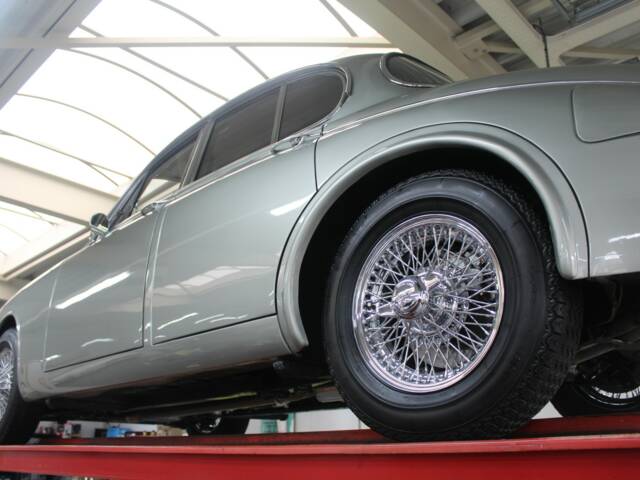 Jaguar Mk II 3.4