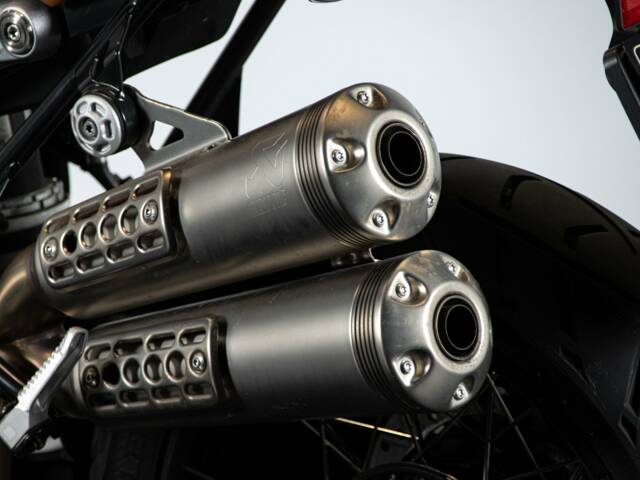 BMW R NineT