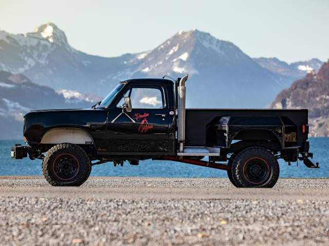 Image 1/46 of Dodge D 200 (1977)