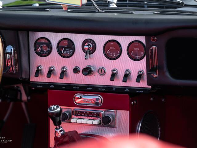 Jaguar E-Type 3.8 Flat Floor