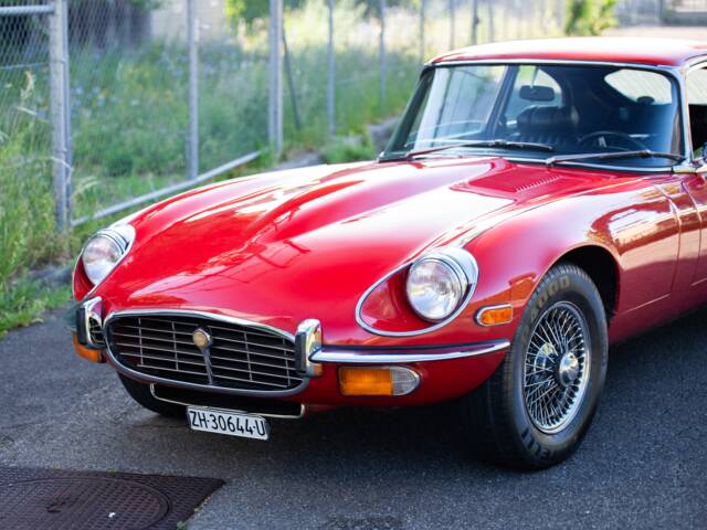 Jaguar E-Type V12 (2+2)
