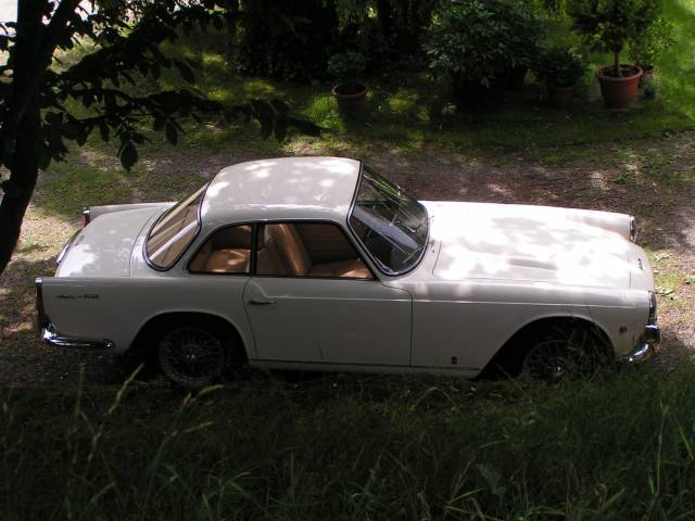 Image 1/4 of Triumph Italia 2000 (1961)