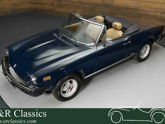 Imagen 1/19 de FIAT 124 Spider CS1 (1977)