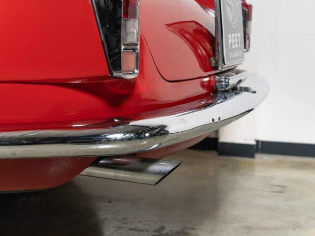 Alfa Romeo 2000 Spider
