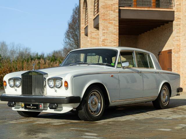 Immagine 1/50 di Rolls-Royce Silver Shadow II (1979)