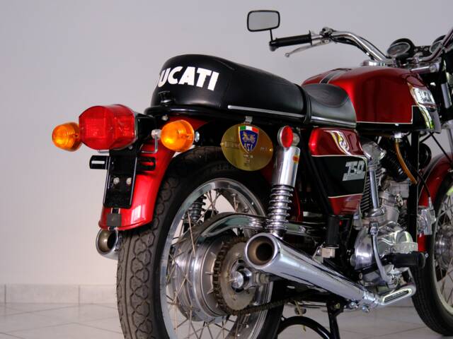 Ducati 750 GT