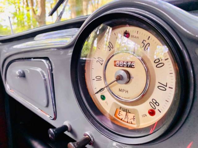 Morris Minor 1000 Traveller