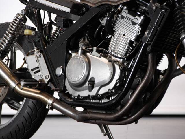 Honda CB 500E