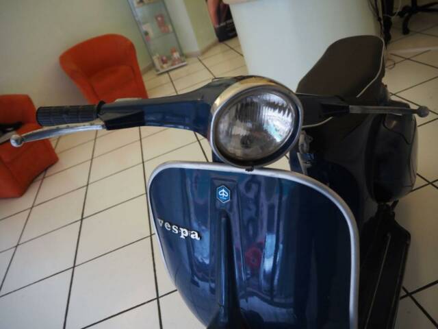 Piaggio Vespa 125 Primavera