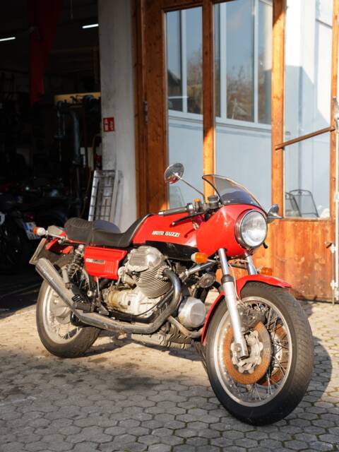 Moto Guzzi 850 LeMans