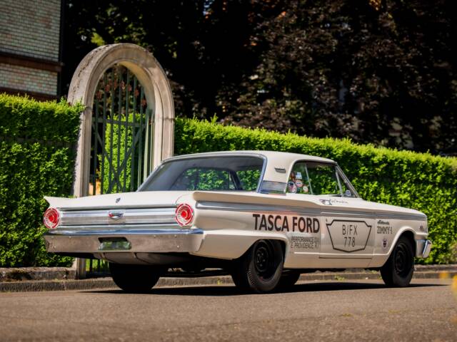 Ford Fairlane 500