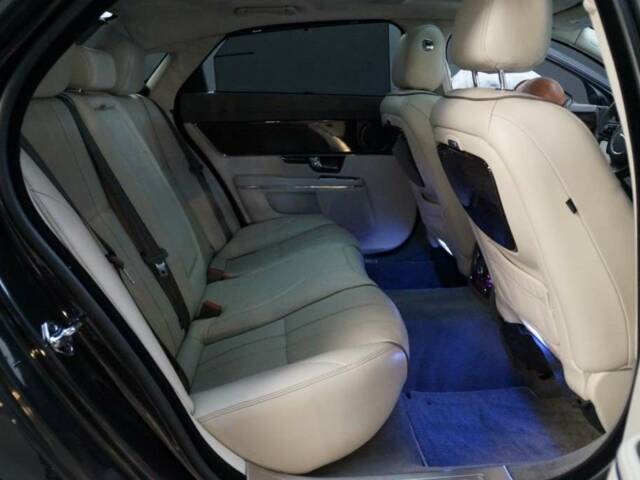 Jaguar XJ 5.0