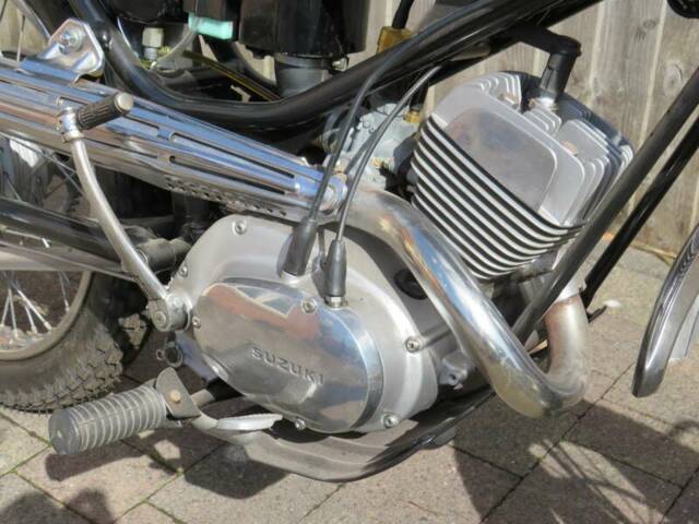 Suzuki TC 120