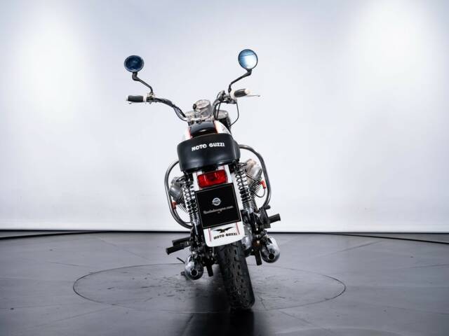 Moto Guzzi V 7