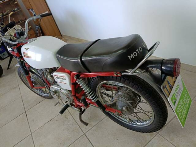 Moto Guzzi Stornello 160