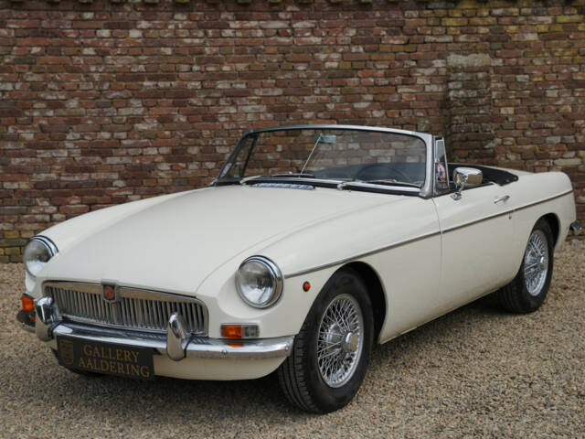 Image 1/50 of MG MGB (1966)