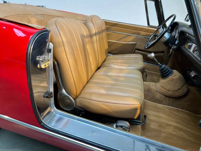 Alfa Romeo 2600 Spider