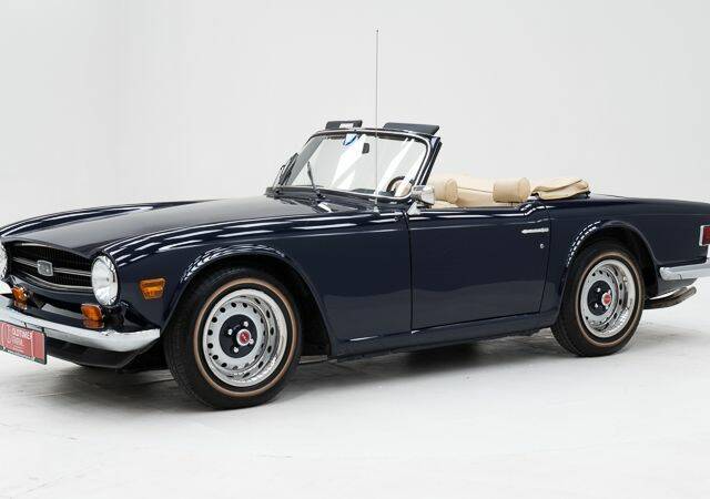 Image 1/15 of Triumph TR 6 (1975)