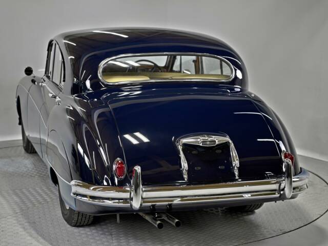 Jaguar Mk VIII