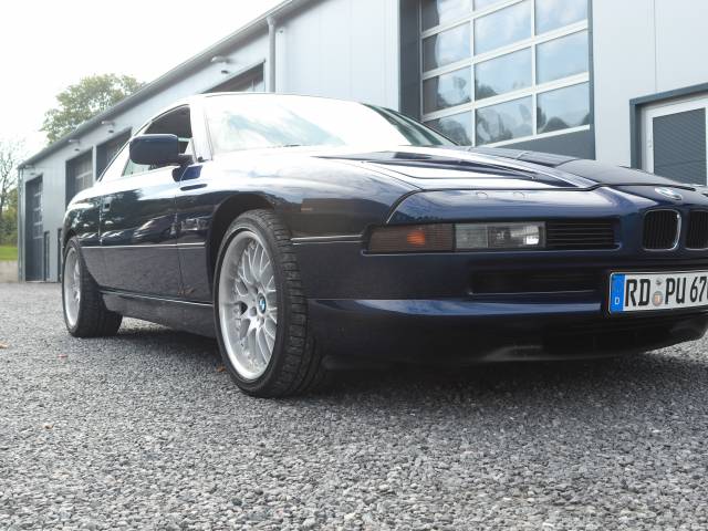 BMW 850i