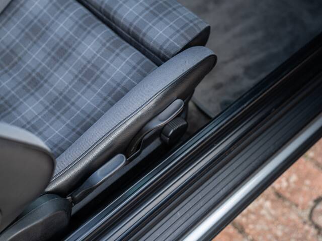 BMW 325i
