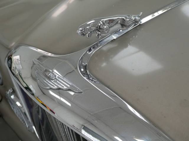 Jaguar Mk X 3.8