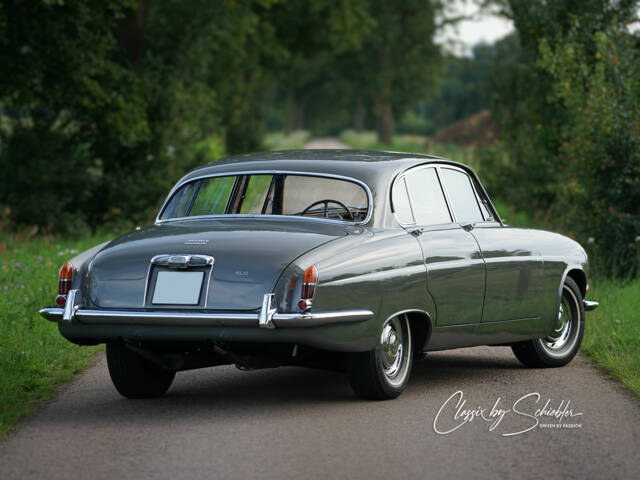 Jaguar Mk X 3.8