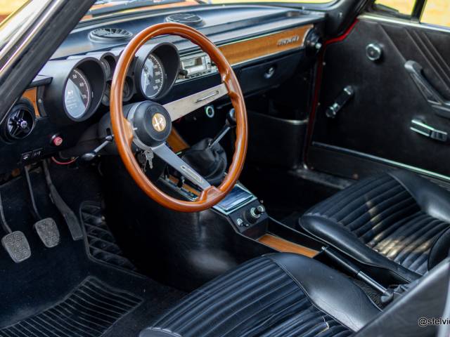 Alfa Romeo 2000 GT Veloce