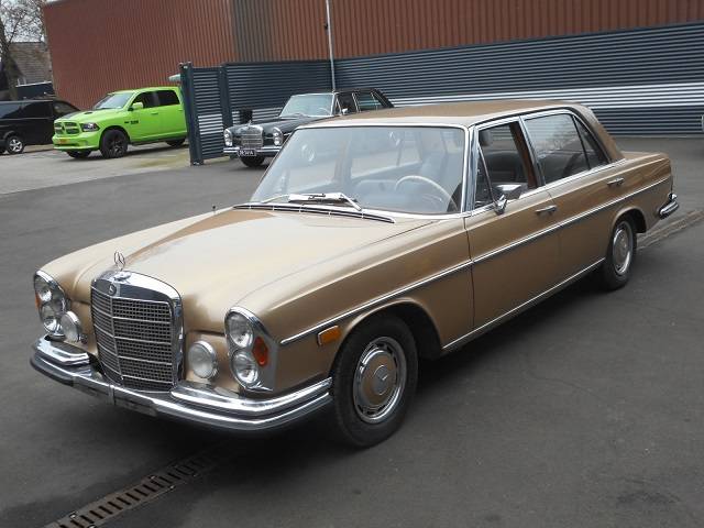 Image 1/20 of Mercedes-Benz 300 SEL (1970)