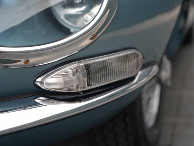 Jaguar E-Type 3.8