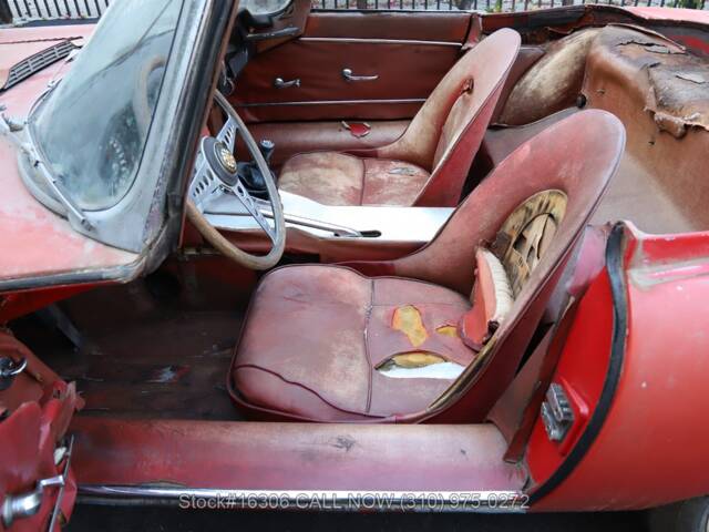 Jaguar E-Type 3.8 Flat Floor