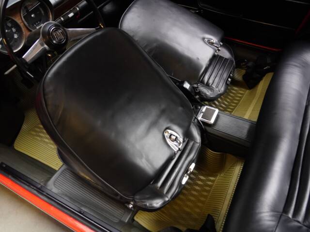 FIAT 850 Coupe