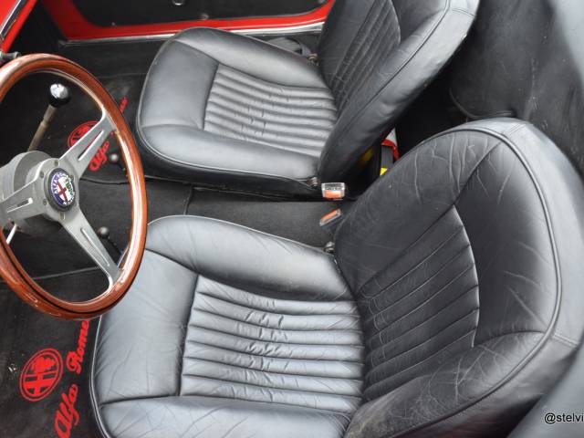 Alfa Romeo Giulia 1600 Spider