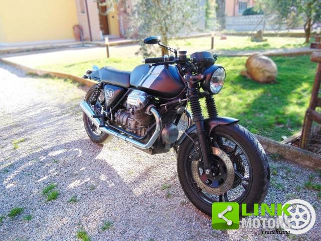 Immagine 1/14 di Moto Guzzi DUMMY (1982)