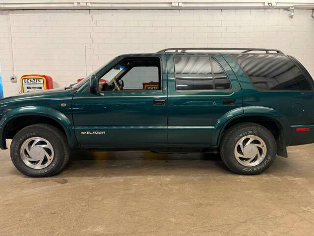 Image 1/19 of Chevrolet Blazer (1997)