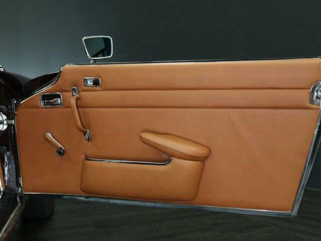 Mercedes-Benz 280 SL