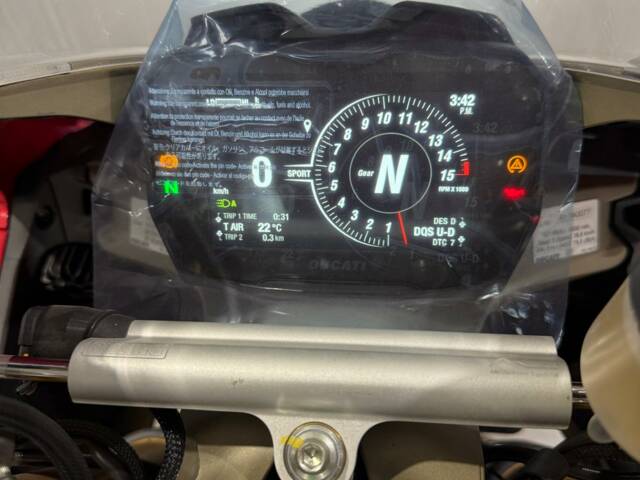 Ducati Panigale V4 R