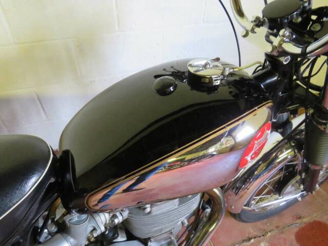 BSA DBD 34 Gold Star
